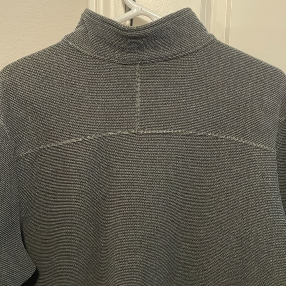 North Face Large Pullover Dark Gray - image 5